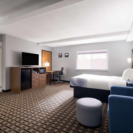 Americinn By Wyndham Woodstock Il Экстерьер фото